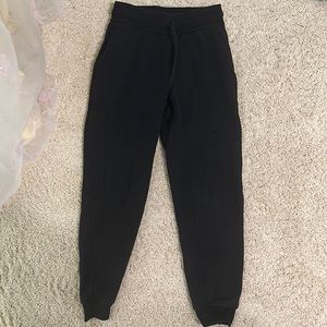 lululemon black scuba joggers high rise size 4